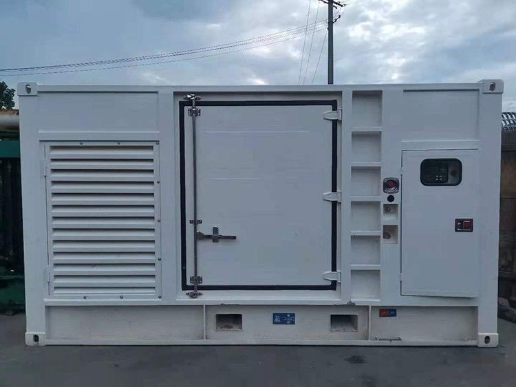 石河镇控制系统的品牌和价格会影响柴油发电机的性能吗？