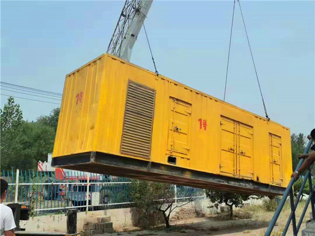 石河镇300KW柴油发电机组油耗是多少？