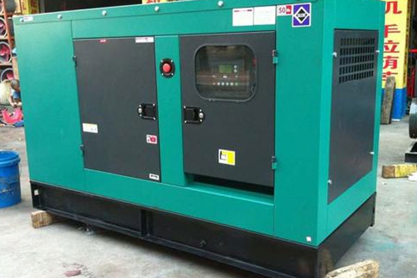 石河镇如何检查机油的使用时间？