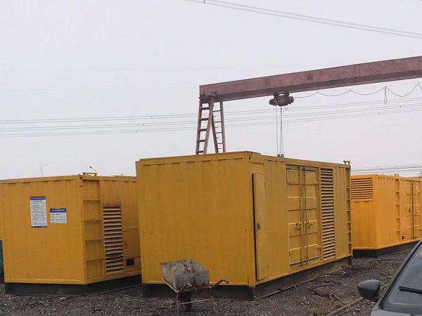 石河镇100kw柴油发电机组每小时油耗？