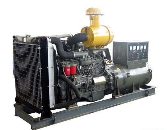 石河镇汽油发电机组冬季保养时，燃油系统需要注意什么？